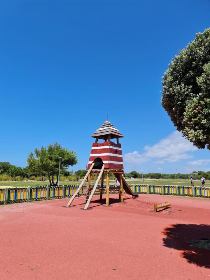 Front Beach Costa Caparica Lisbon Кошта-да-Капарика Экстерьер фото