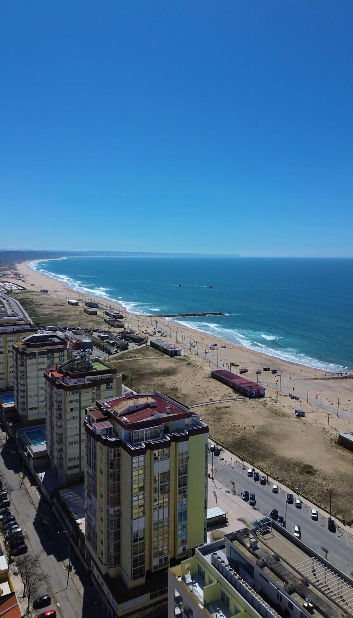 Front Beach Costa Caparica Lisbon Кошта-да-Капарика Экстерьер фото